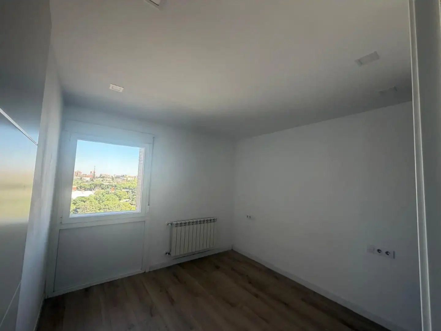 Piso en  Avenida de Pío XII 92 - Foto 4