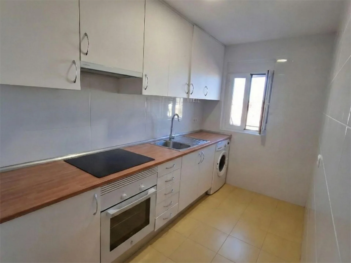 Piso en  Calle del Marqués de Jura Real 22 - Foto 2