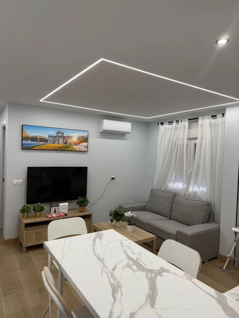 Piso en calle de la Esfinge, 62 - Foto 2