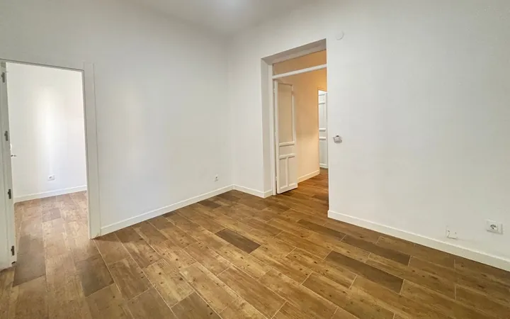 Piso en Calle del Conde de Vallellano, 8, Valdeacederas - Foto 1