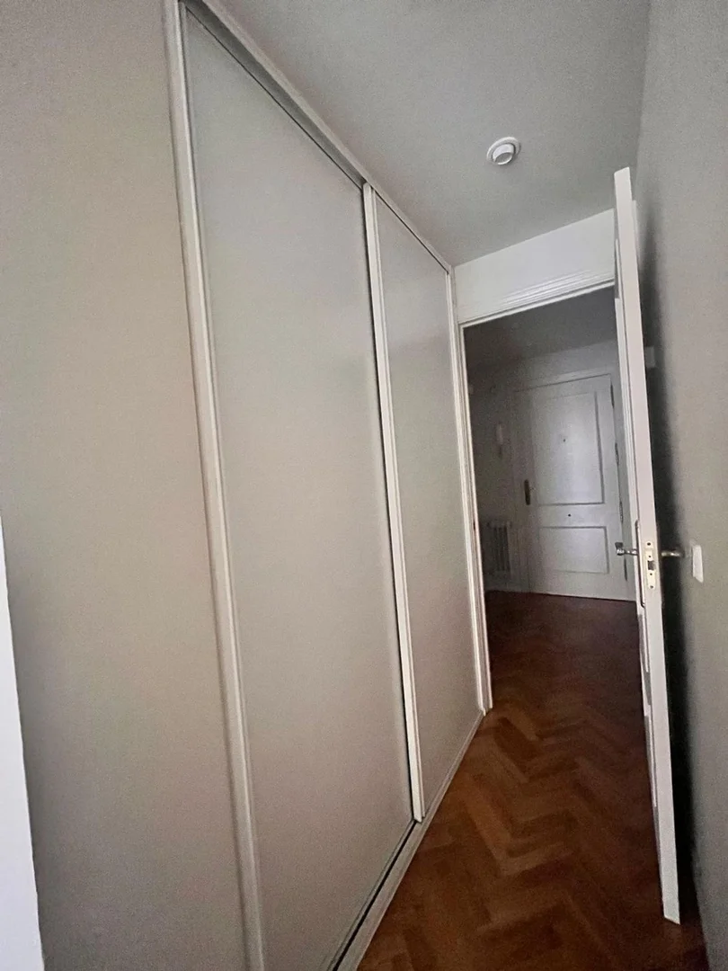 Estudio en calle Zabaleta, 16 - Foto 1