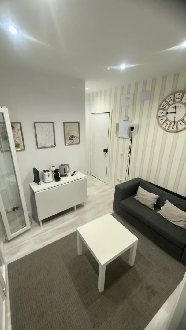 Piso en  Calle del Divino Pastor 15 - Foto 1