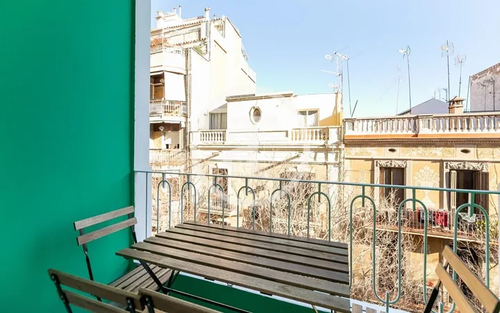 Piso en Calle de Rogent, El Camp de l'Arpa del Clot - Foto 4