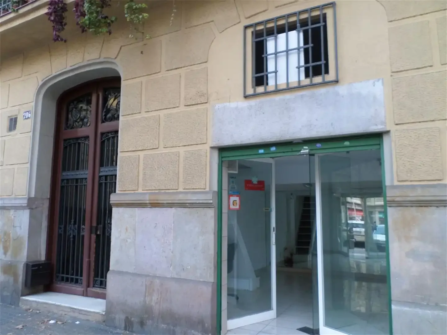 Local comercial en  Carrer de Bailèn - Foto 2