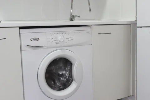 Estudio en calle de Sor Ángela de la Cruz, 30 - Foto 13