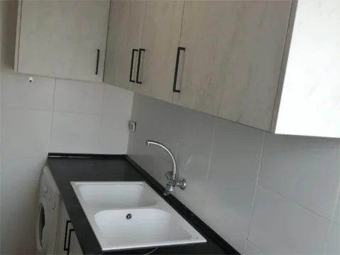 Piso en  Calle de Venancio Martín 41 - Foto 5