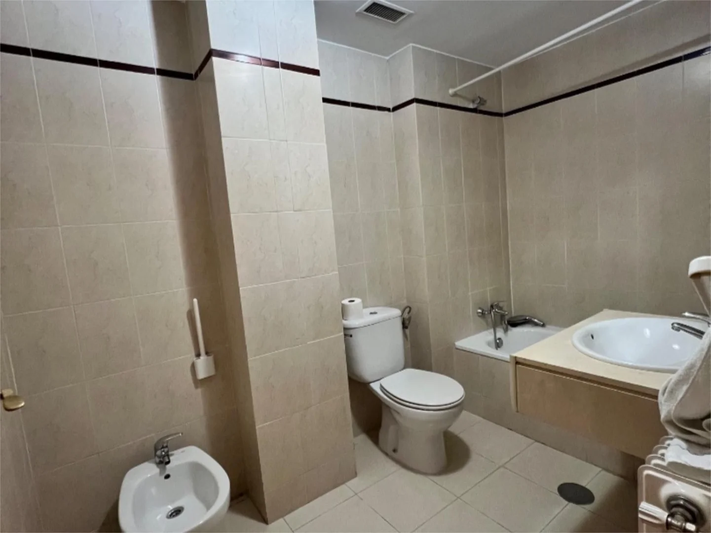 Piso en  Calle del Alcalde Redondo Aceña 2 - Foto 22