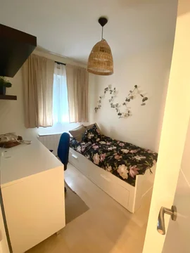 Piso en Barrio Pinar del Rey - Foto 17