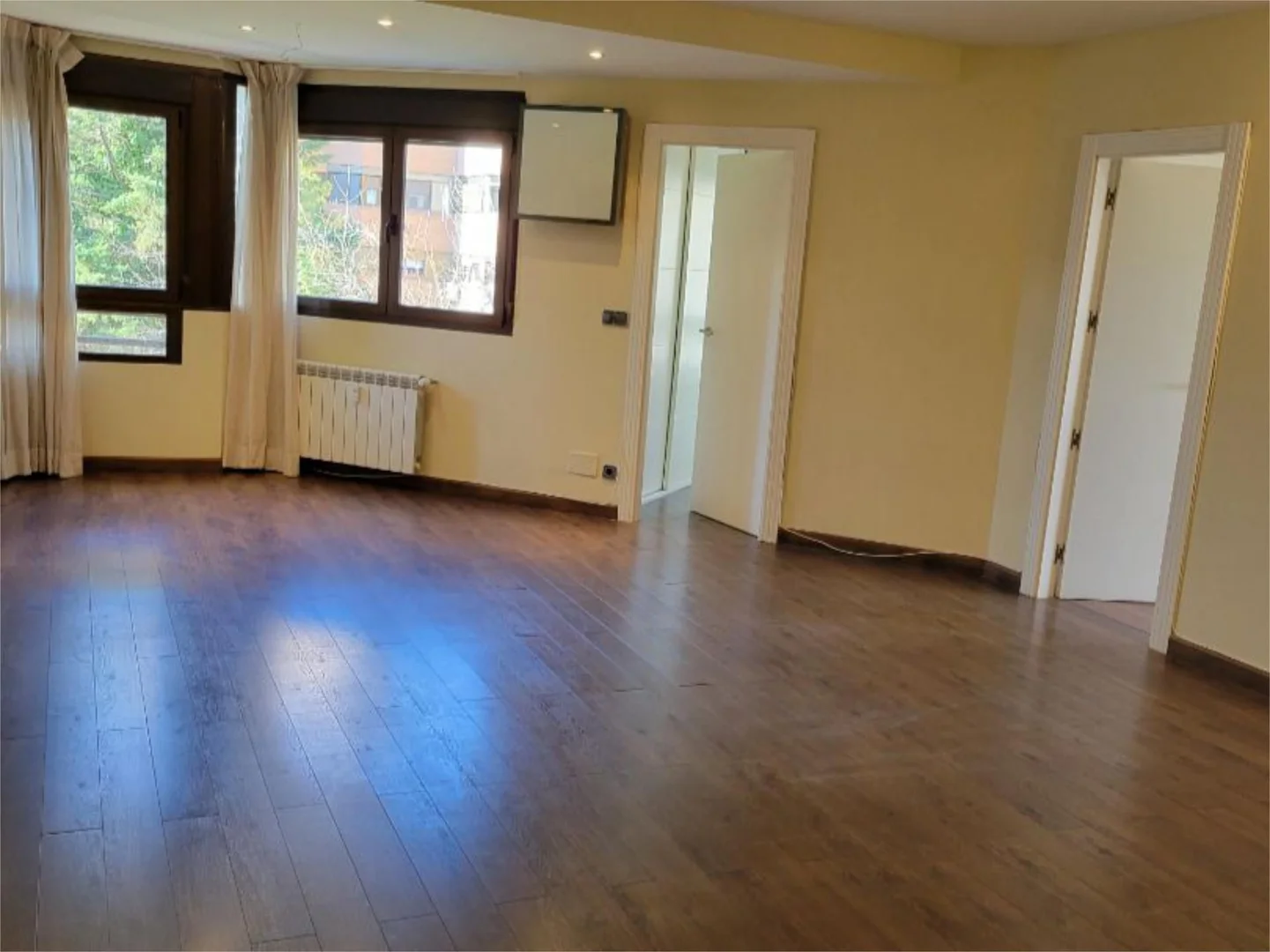 Piso en  Calle de Costa Rica 23