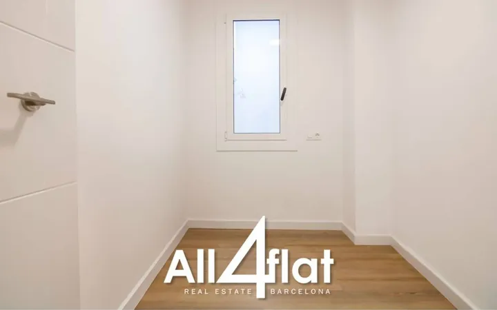 Piso en Calle de Bonsoms, Sants - Badal - Foto 15