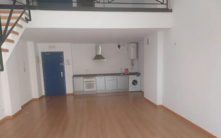 Dúplex en Calle de Albasanz, 67, Simancas - Foto 1