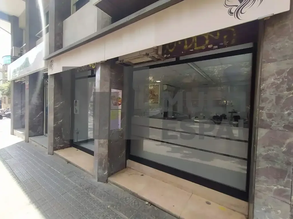 Local comercial en  Carrer de las Navas de Tolosa - Foto 3