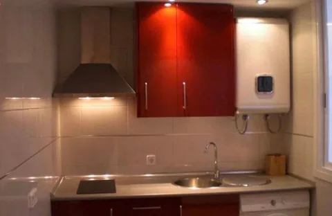 Piso en calle de Bustamante, 8 - Foto 1