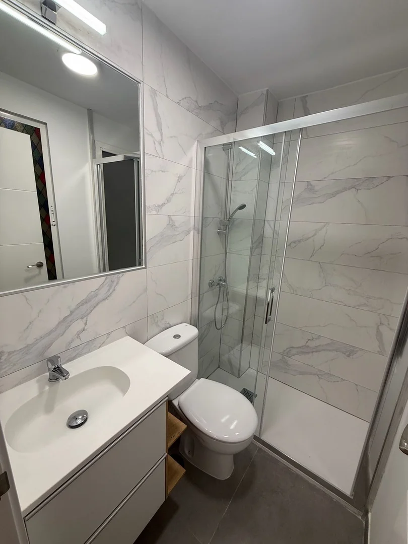 Estudio en calle de Valencia, 13 - Foto 11