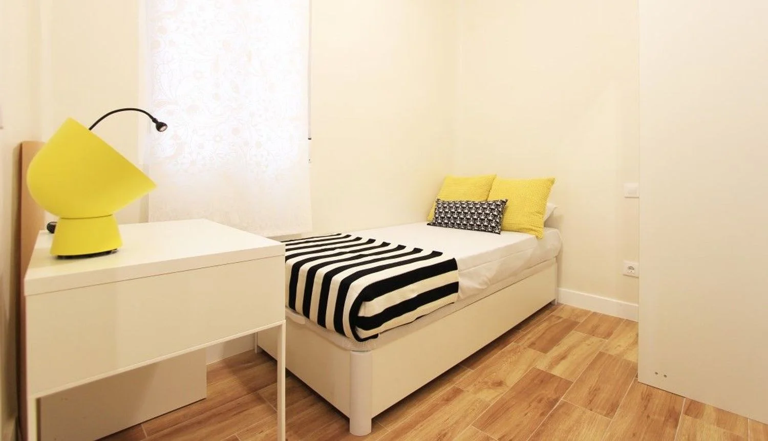 Piso en calle del Mesón de Paredes, 84 - Foto 6