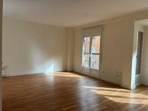 Piso en  Calle de Cristóbal Bordiú 3 - Foto 4