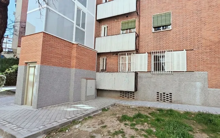 Piso en Valdezarza - Foto 32