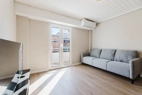 Piso en calle d'Alcanyís, 26 - Foto 2