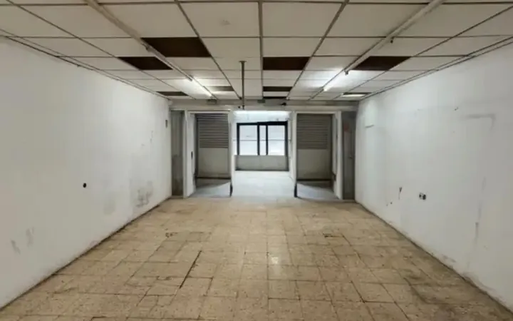 Local comercial en  Carrer de Sugranyes 1 - Foto 1