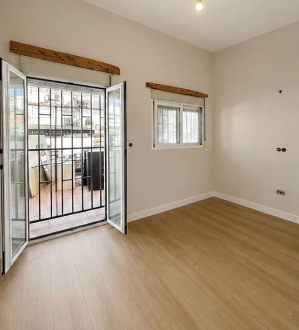 Chalet adosado en Calle de Vedra, Entrevías - Foto 4