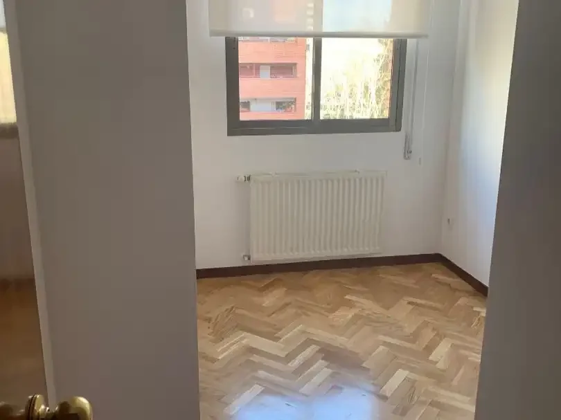 Piso en  Calle de Fermín Caballero 87 - Foto 9