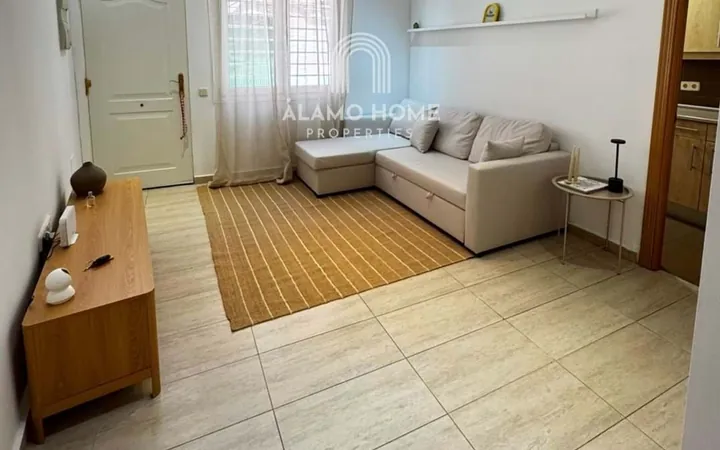 Piso en Calle del Plátano, Valdeacederas - Foto 1