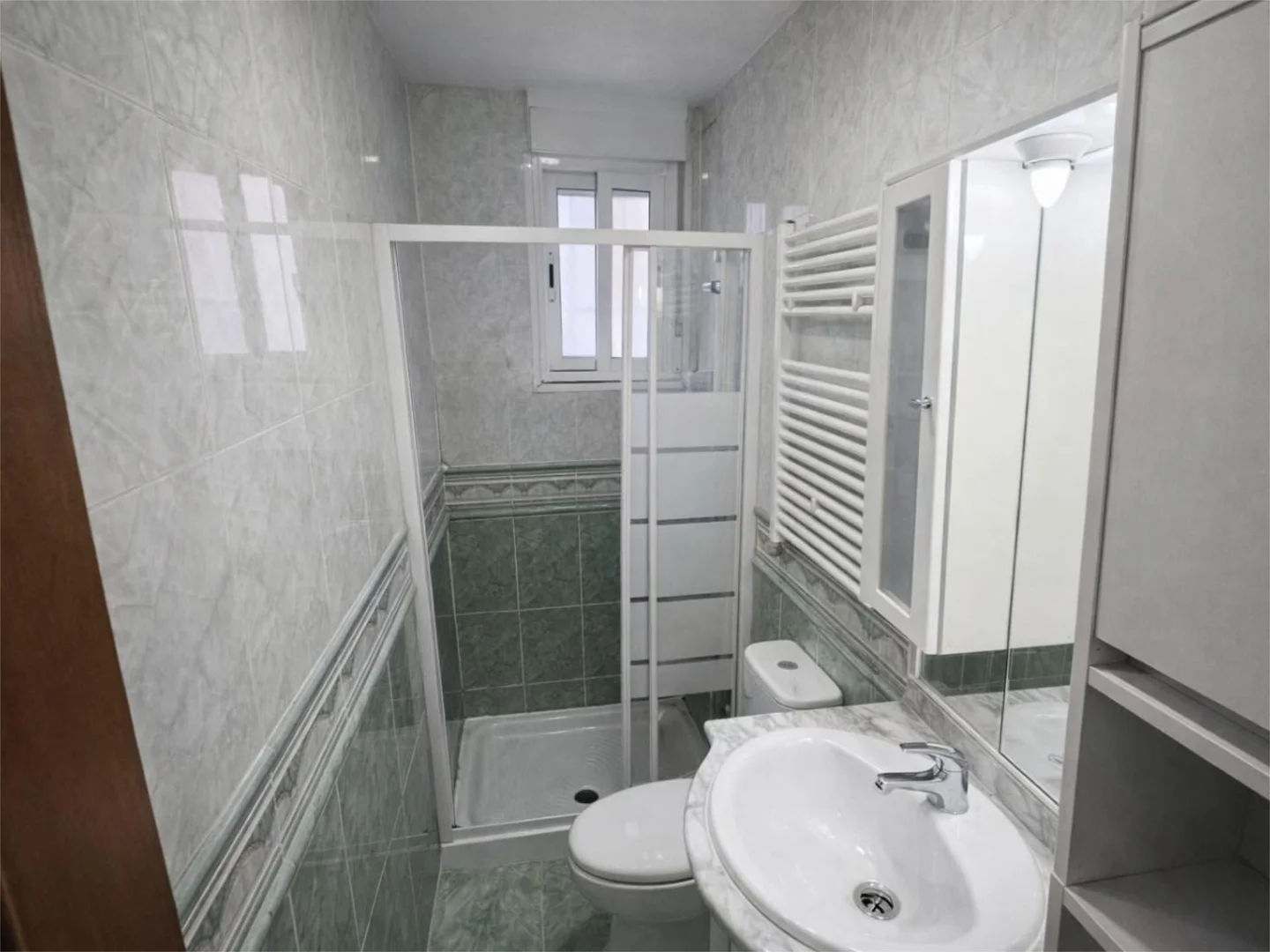 Piso en  Calle del Arroyo de la Media Legua 16 - Foto 19