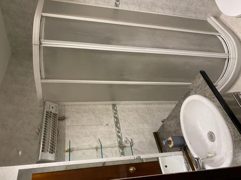 Estudio en calle de Fernando el Católico, 60 - Foto 4