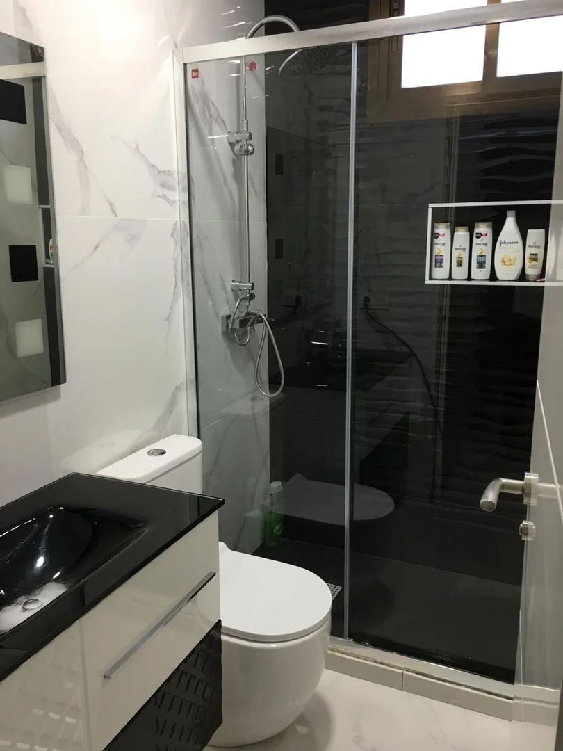 Piso en calle de Tembleque, 97