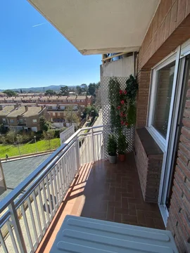 Piso en calle de Francesc Moragas, 50 - Foto 1