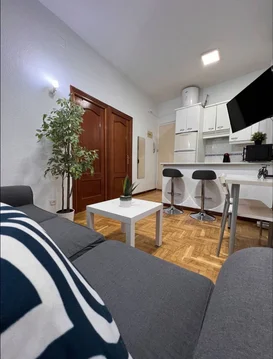 Piso en calle de San Bernardo, 85 - Foto 2