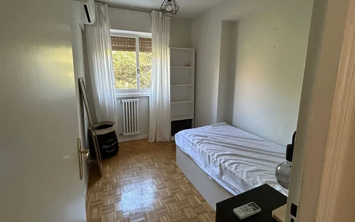 Piso en Calle del Corregidor Juan de Bobadilla, 28, Vinateros - Foto 6