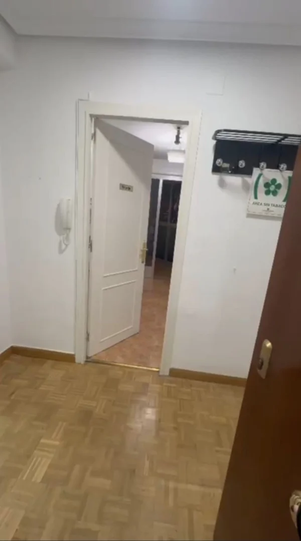 Piso en avenida del General Perón, 16 - Foto 15