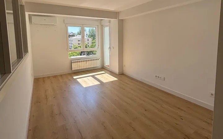 Piso en Calle de Añastro, 21, Apóstol Santiago - Foto 1