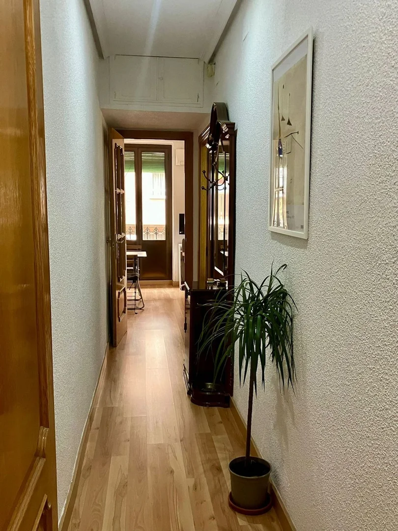 Piso en calle de Bustamante, 8 - Foto 4