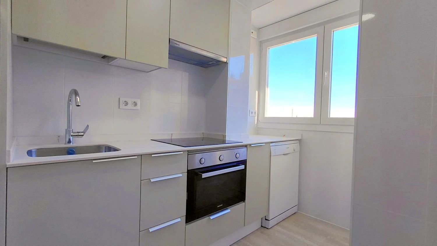 Piso en calle de José Arcones Gil, 106 - Foto 4