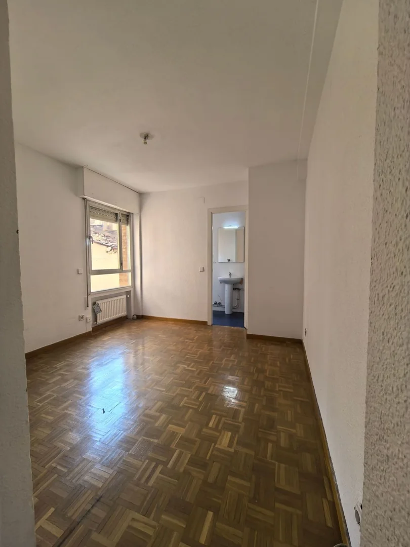 Piso en Meléndez Valdés, 18 - Foto 2