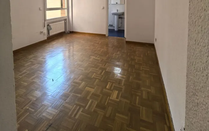 Piso en Meléndez Valdés, 18 - Foto 2