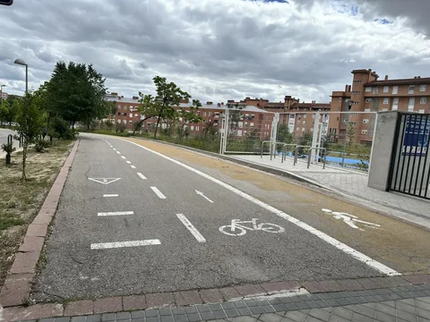 Piso en  Avenida del Doctor García Tapia 230 - Foto 26