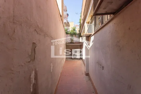 Local comercial en  Carrer de Portugal - Foto 40