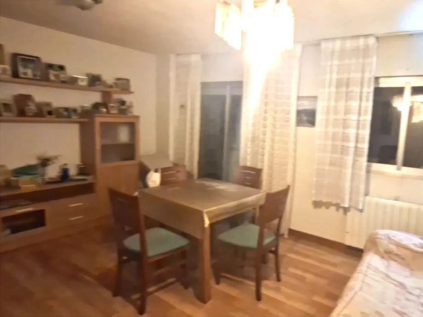 Piso en  Calle de Pont de Molins 8 - Foto 2