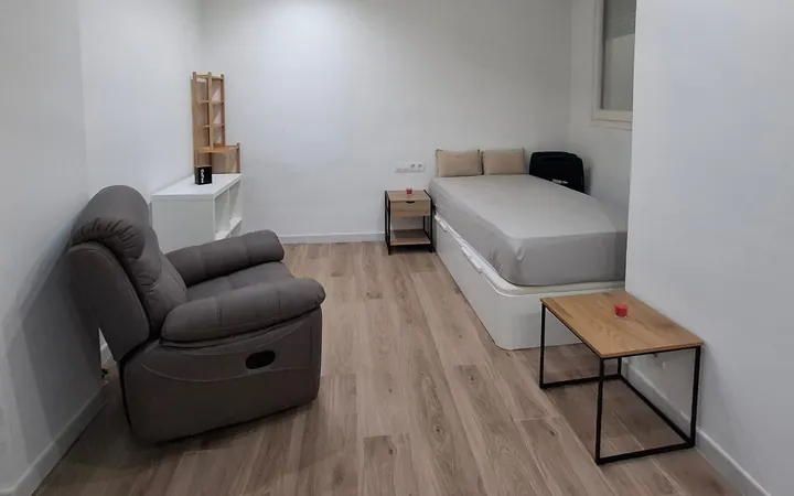Estudio en Sant Andreu - Foto 2