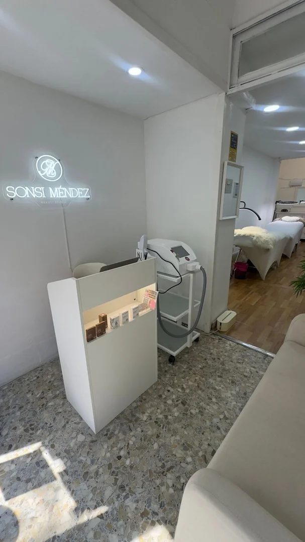 Centro estético en traspaso en Calle de Mallorca, 565 - Foto 7