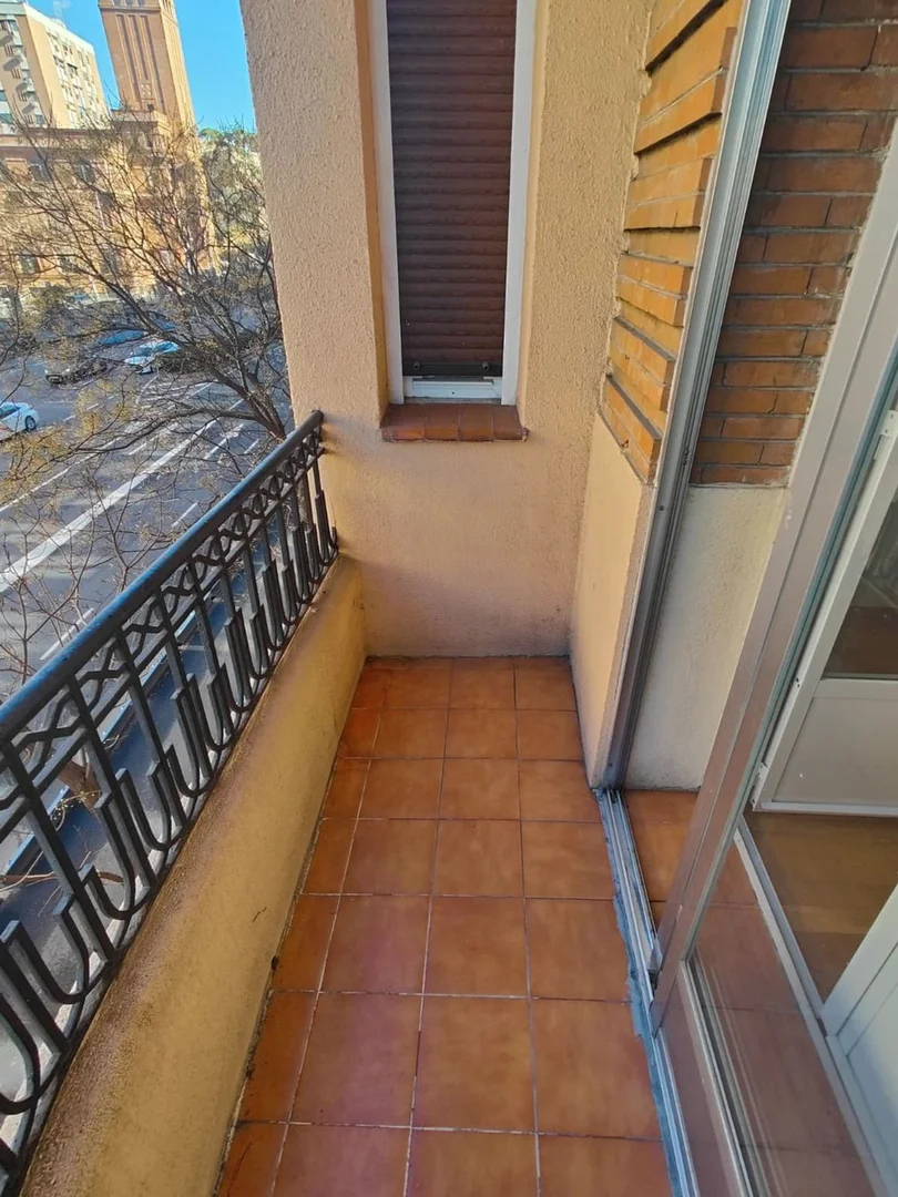 Piso en avenida de la Reina Victoria, 31 - Foto 3