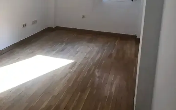 Piso en  Calle de Madridejos 8 - Foto 4