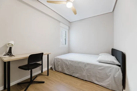 Piso en calle d'Alcanyís, 26 - Foto 14