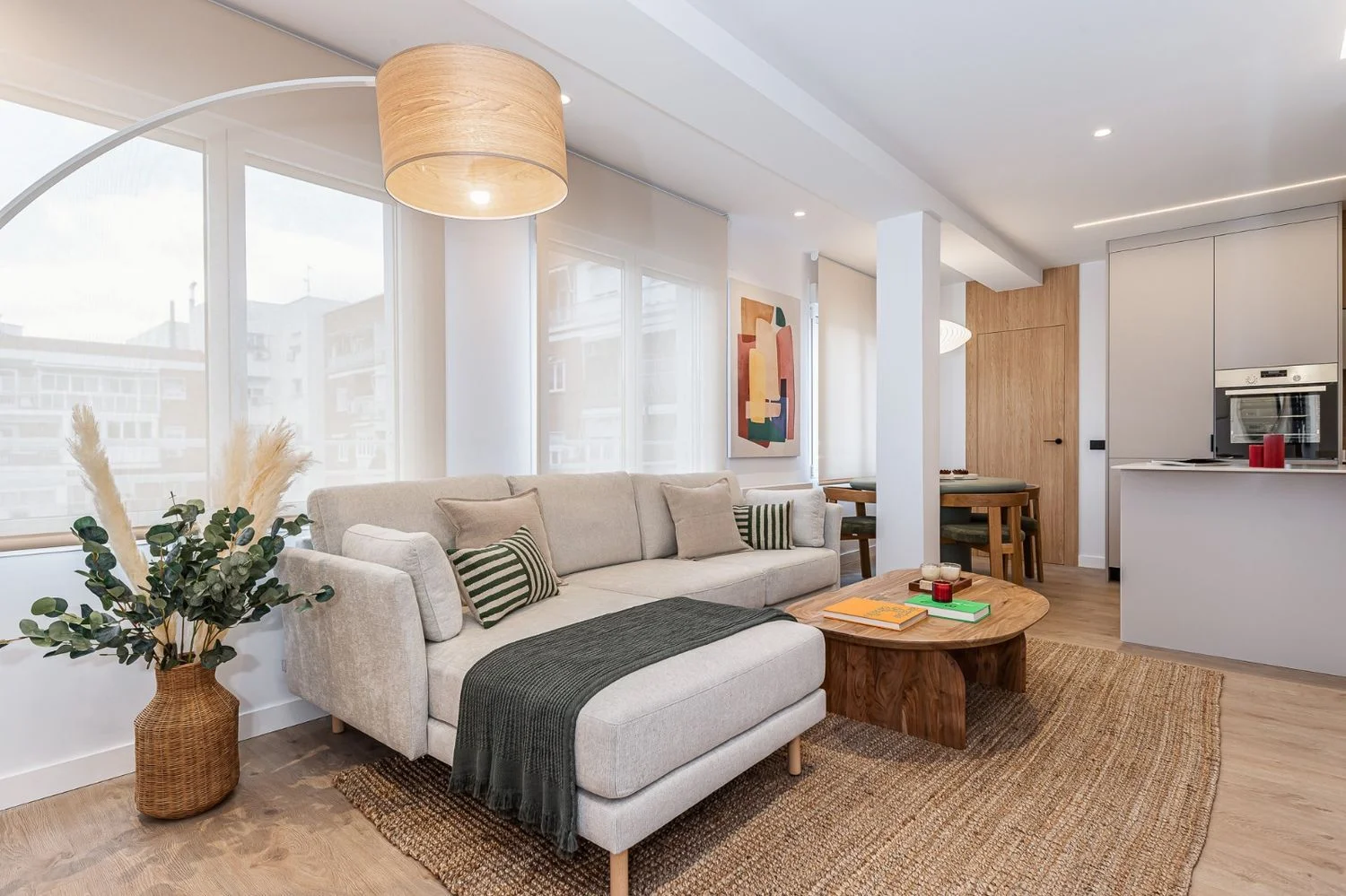 Piso en calle de Edgar Neville, 37 - Foto 1