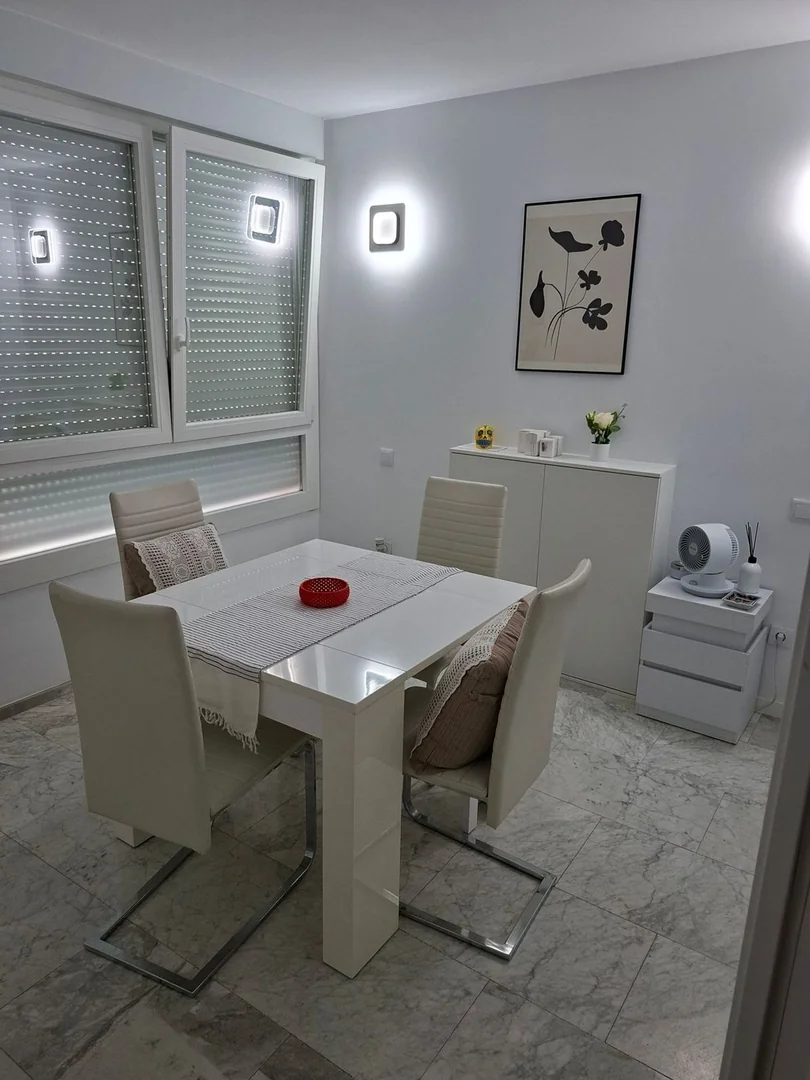 Chalet pareado en Calle del Pintor Brenes, 32, Pinar del Rey - Foto 5