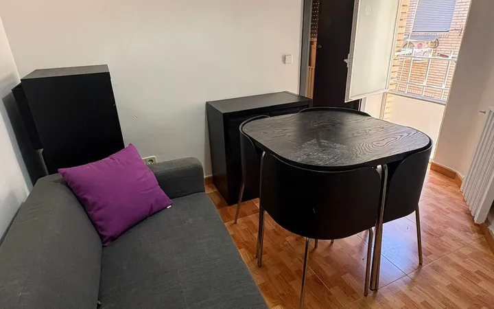 Piso en Calle de Canarias, 38 - Foto 2