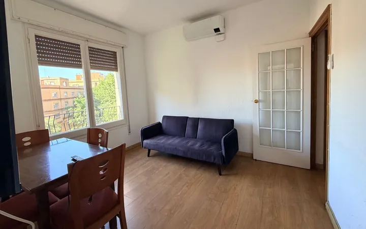 Piso en Calle de la Indústria, El Camp de l'Arpa del Clot - Foto 4
